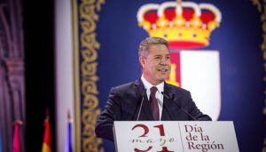 Page inaugura la recuperación de la barrera tobácea de la Laguna de Uña 2 Page celebra el acuerdo de todos para un nuevo Estatuto “fiel a la Constitución” y reitera su defensa de una financiación sin privilegios