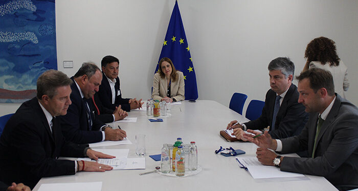 Page comparte con el comisario Hansen las principales preocupaciones de la región en materia agrícola y de agua 1 Page comparte con el comisario Hansen las principales preocupaciones de la región en materia agrícola y de agua