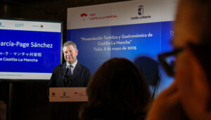 Page remarca el “esencial” legado patrimonial de Castilla-La Mancha para promocionar la región ante profesionales turísticos en Japón