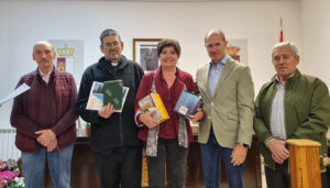 Pareja cierra su XX Abril Cultural premiando el talento literario, fotográfico y audiovisual