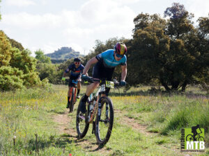 Pedro Guillén y Alba López se alzan con el V Trofeo MTB Subida Sierra Jarameña de Villamayor