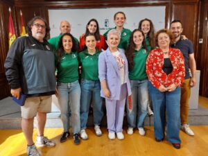 La delegada de la Junta felicita en nombre del Gobierno regional al Club Dínamo Guadalajara por su ascenso a Segunda Federación 3 La delegada de la Junta felicita en nombre del Gobierno regional al Club Dínamo Guadalajara por su ascenso a Segunda Federación