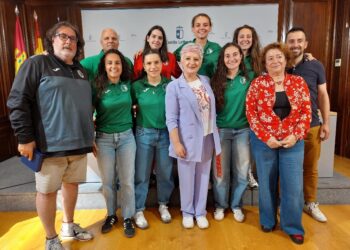La delegada de la Junta felicita en nombre del Gobierno regional al Club Dínamo Guadalajara por su ascenso a Segunda Federación 1 La delegada de la Junta felicita en nombre del Gobierno regional al Club Dínamo Guadalajara por su ascenso a Segunda Federación