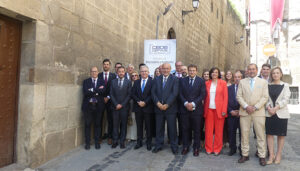 Santiago Peñaranda y Ana Valladolid reciben el homenaje de la sociedad conquense antes de recoger su Premio CECAM