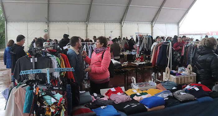 Un Mercadillo en Cabanillas contra los elementos 1 Un Mercadillo en Cabanillas contra los elementos