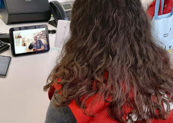 Un total de 170 personas mayores de Cuenca han recibido apoyo gracias al programa Voces en Red de Cruz Roja