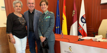 Una conferencia de Lorenzo Silva pone fin al ciclo de conferencias de la Guardia Civil de Cuenca