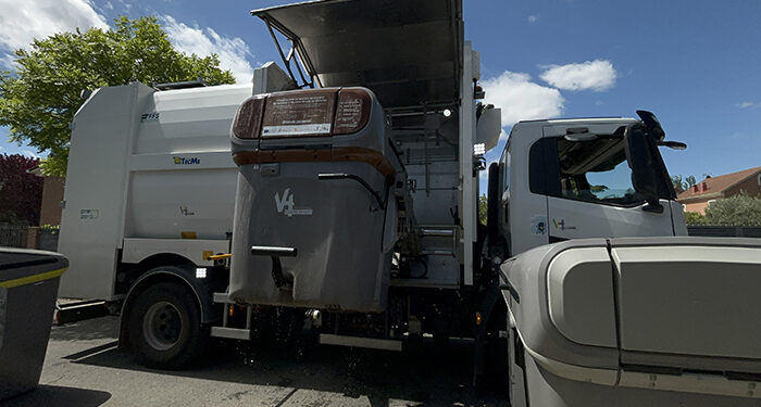 Vega del Henares avanza en la modernización del servicio con la incorporación de dos camiones lavacontenedores 1 Vega del Henares avanza en la modernización del servicio con la incorporación de dos camiones lavacontenedores