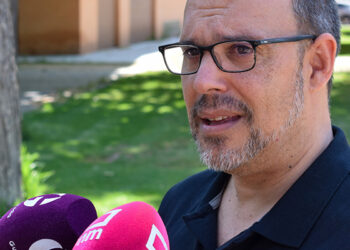 Bellido asegura tener el “corazón roto porque ni el PSOE ni España se merecen esto”