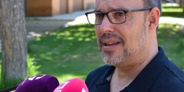 Bellido asegura tener el “corazón roto porque ni el PSOE ni España se merecen esto”