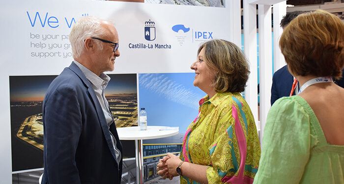 Castilla-La Mancha lidera el crecimiento del empleo en la logística desde 2015 y es la cuarta región que más conductores profesionales forma 1 Castilla-La Mancha lidera el crecimiento del empleo en la logística desde 2015 y es la cuarta región que más conductores profesionales forma