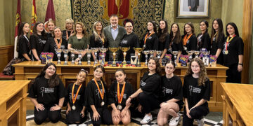 Dolz aplaude los reconocimientos obtenidos por el Estudio de Danza Rosario Tosta en el Certamen Nacional y su pase al Europeo