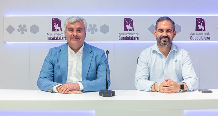 El Ayuntamiento de Guadalajara celebra el acuerdo entre trabajadores y empresa que desconvoca la huelga del transporte urbano 1 El Ayuntamiento de Guadalajara celebra el acuerdo entre trabajadores y empresa que desconvoca la huelga del transporte urbano