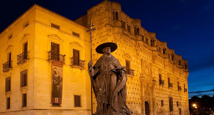 El Ayuntamiento de Guadalajara organiza visitas guiadas para descubrir lo mito y leyendas de Los Mendoza