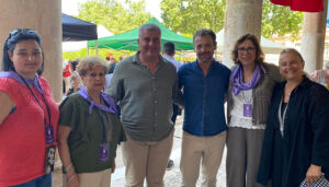 El arte del encaje de bolillos vuelve a llenar de vida los jardines del Infantado 2 El arte del encaje de bolillos vuelve a llenar de vida los jardines del Infantado
