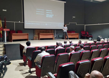 El cine vuelve a unir a Cuenca: El laboratorio ciudadano de Cuenca proyecta dos cortos sobre soledad, edadismo y xenofobia en su segunda Tarde de Cortos