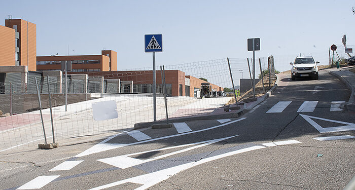 El miércoles se habilita en el Hospital de Guadalajara un nuevo vial para los cambios de circulación que se van a producir con motivo de las obras de conexión 1 El miércoles se habilita en el Hospital un nuevo vial para los cambios de circulación que se van a producir con motivo de las obras de conexión