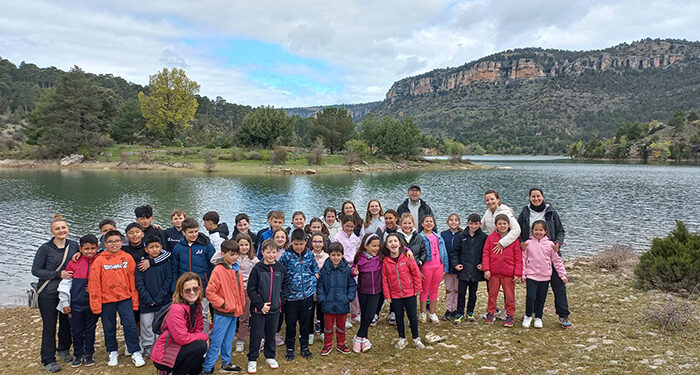 El programa ‘Un Día en la Naturaleza’ ha llevado al Albergue Fuente de las Tablas de la Diputación de Cuenca a 1.800 escolares de 36 colegios de la provincia 1 El programa ‘Un Día en la Naturaleza’ ha llevado al Albergue Fuente de las Tablas de la Diputación de Cuenca a 1.800 escolares de 36 colegios de la provincia