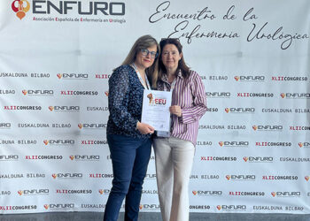 Enfermeras de la Gerencia del Área Integrada de Cuenca, premiadas por la Asociación Española de Enfermería Urológica 6 Enfermeras de la Gerencia del Área Integrada de Cuenca, premiadas por la Asociación Española de Enfermería Urológica