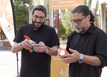 Este miércoles, campaña para fomentar el reciclaje de aceite de cocina usado en el mercadillo de Azuqueca