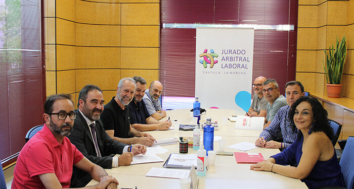 Firmado el convenio colectivo del sector de industrias agroalimentarias de Cuenca por un año con una subida salarial del 3%