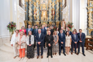 Foto San Nicolas al termino de la misa