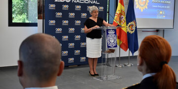 Homenaje en Cuenca a las víctimas de terrorismo de la Policía Nacional