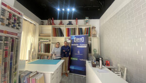 Invierte en Cuenca ofrece su ayuda a la nueva mercería Crea con Cris