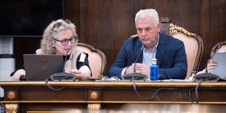 La Diputación de Guadalajara destina 200.000 euros a los estudios técnicos sobre la viabilidad de la Zona Franca del Corredor 1 La Diputación de Guadalajara destina 200.000 euros a los estudios técnicos sobre la viabilidad de la Zona Franca del Corredor