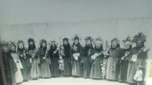 LOS APOSTOLES CON CARETA. y sus atributos 1024x570 1