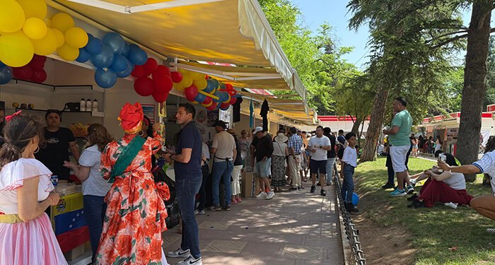 La Feria Intercultural de Guadalajara se consolida como referente del encuentro entre culturas con más 9.500 asistentes en su cuarta edición