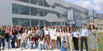 La Gerencia da la bienvenida en el nuevo Hospital Universitario de Cuenca a los residentes que inician su formación como especialistas en el área sanitaria