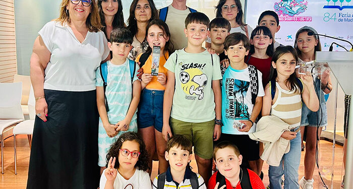 La Junta felicita a Iñaki Benito, del CRA ‘Elena Fortún’ de Villar de Olalla (Cuenca), por su trabajo como “gigante de la lectura”