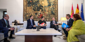 La Junta reafirma su compromiso con la mejora de las condiciones del profesorado en Castilla-La Mancha