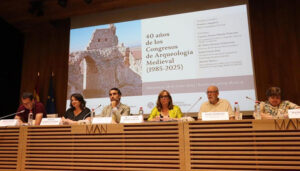 La Junta reitera su compromiso con la candidatura del Paisaje Dulce y Salado y el papel que juega el patrimonio de la época medieval