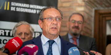 La Junta subraya la necesidad de una defensa europea fuerte y racional ante la creciente inestabilidad internacional