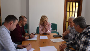 La Junta tiende la mano a Salvacañete para continuar trabajando por el desarrollo rural en la zona 2 La Junta tiende la mano a Salvacañete para continuar trabajando por el desarrollo rural en la zona