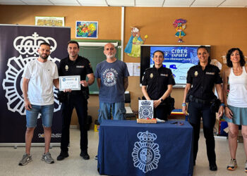 La Policía Nacional hace entrega de los últimos carnés de Ciberexpert@ de este curso en la provincia de Guadalajara