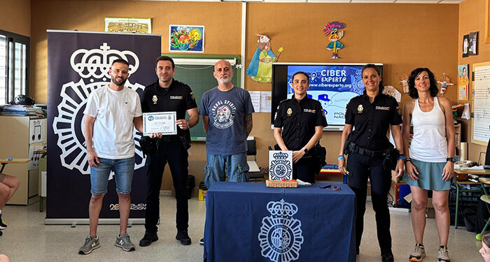 La Policía Nacional hace entrega de los últimos carnés de Ciberexpert@ de este curso en la provincia de Guadalajara