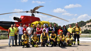 La base helitransportada de Albendea ya tiene disponibles dos helicópteros B3 para la extinción de incendios