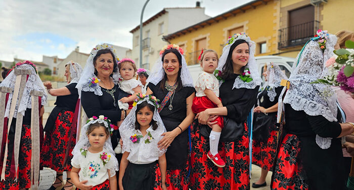 Las “Supermujeres” de Alcocer vuelven a desfilar de Mayordomas este sábado 1 Las “Supermujeres” de Alcocer vuelven a desfilar de Mayordomas este sábado