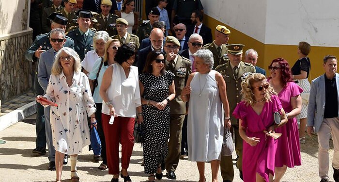 Mira reconoce la ayuda de las Fuerzas Armadas durante la DANA
