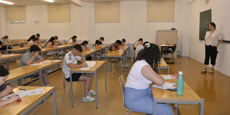 La PAU extraordinaria arranca hoy en la UCLM con 1735 estudiantes matriculados y sin incidencias 1 PAU Extraordinaria 2025 CR