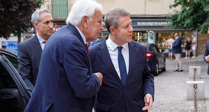 Page considera que “hace 40 años España tomó el camino correcto y completó su definición como país” 1 Page considera que “hace 40 años España tomó el camino correcto y completó su definición como país”