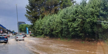 Policía Local, bomberos y Protección Civil atendieron 38 incidentes por la fuerte granizada caída el miércoles en Guadalajara