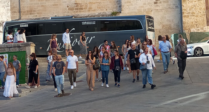 Se suman más viajeros y pernoctaciones en la provincia de Cuenca que en el ejercicio anterior 1 Se suman más viajeros y pernoctaciones en la provincia de Cuenca que en el ejercicio anterior