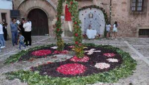 Sigüenza se engalana para la mágica Noche de los Arcos de San Juan 2 Sigüenza se engalana para la mágica Noche de los Arcos de San Juan