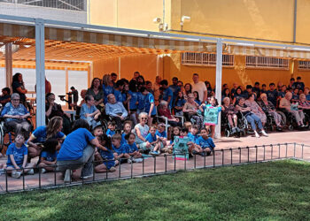 Unas 400 personas participan en los actos de la Diputación de Cuenca y la UDP para concienciar contra el maltrato a los mayores Unas 400 personas participan en los actos de la Diputación de Cuenca y la UDP para concienciar contra el maltrato a los mayores