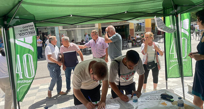 Unas 500 personas firman en Cuenca su apoyo a la petición de precios justos para el cereal