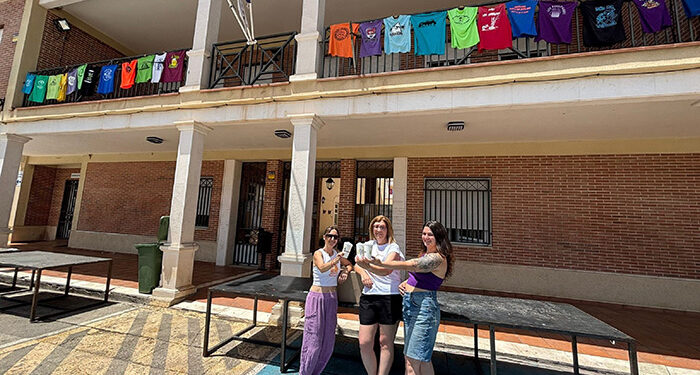 Vega del Henares distribuirá 21.000 vasos reutilizables para reducir el uso de plásticos en las festividades veraniegas